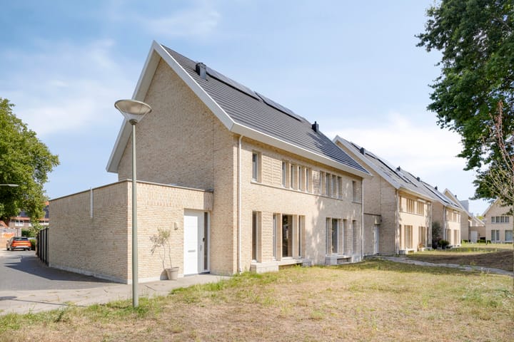 Foto 29 van Sint-Annaziekenhuislaan 2