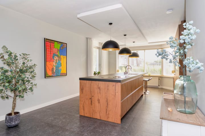 Foto 8 van Theissenstraat 17