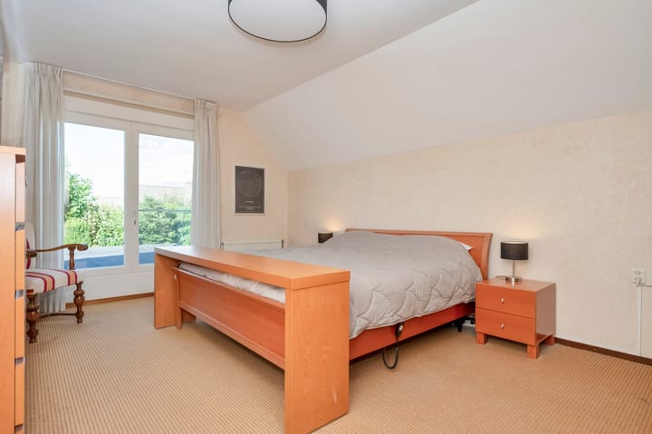 Foto 25 van Theissenstraat 17