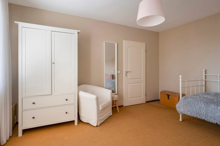 Foto 32 van Theissenstraat 17