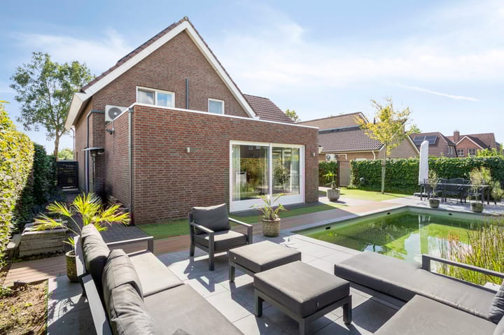 Foto 51 van Theissenstraat 17