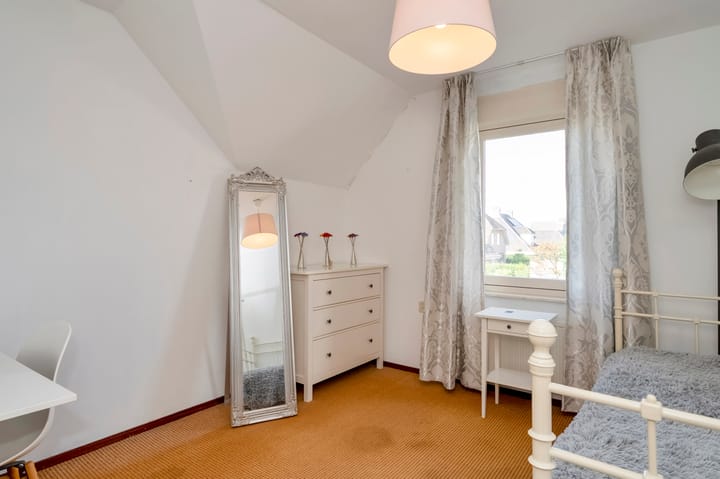 Foto 28 van Theissenstraat 17