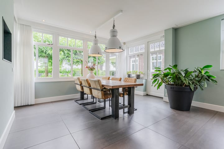 Foto 10 van Weisestraat 14