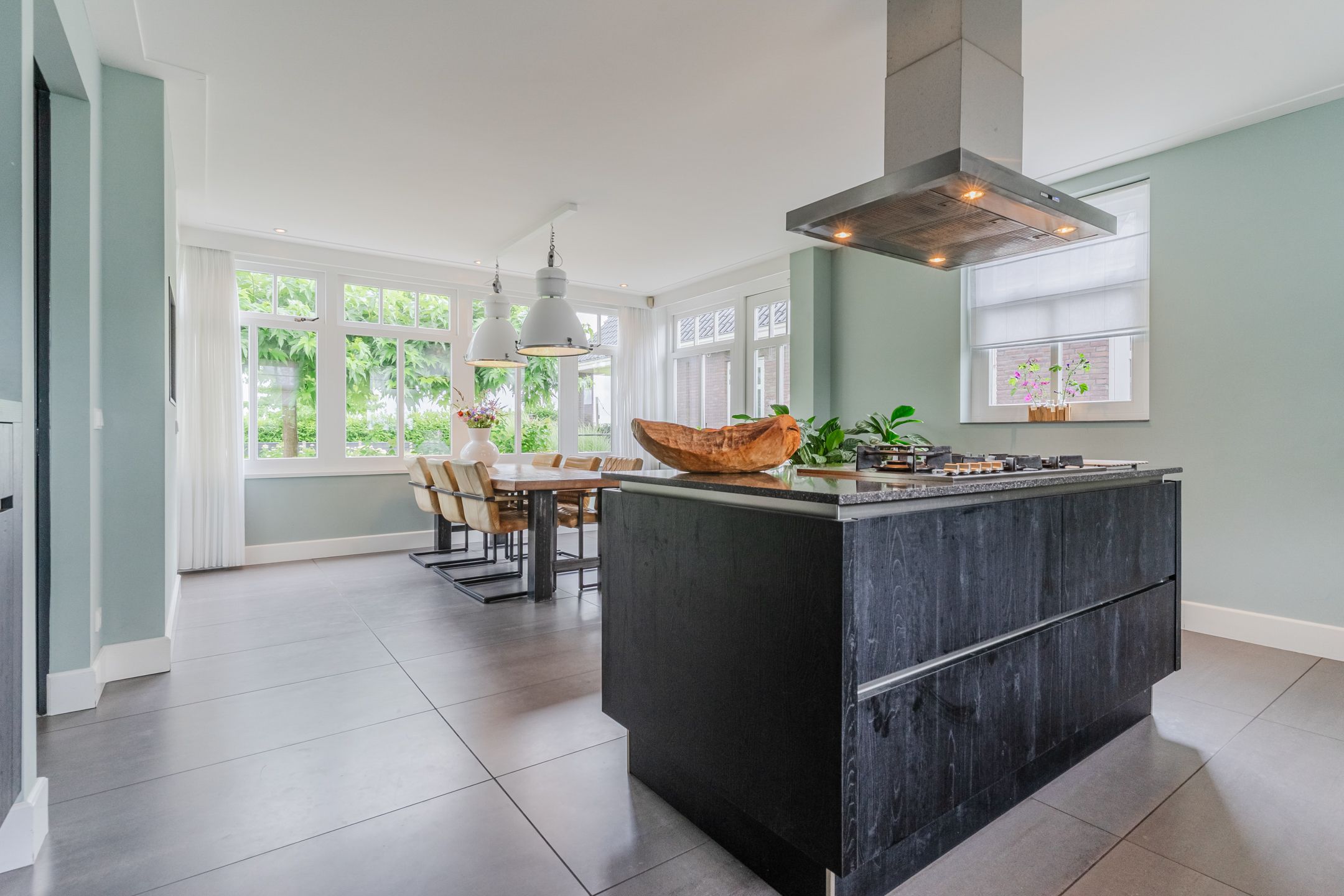 Foto 12 van Weisestraat 14