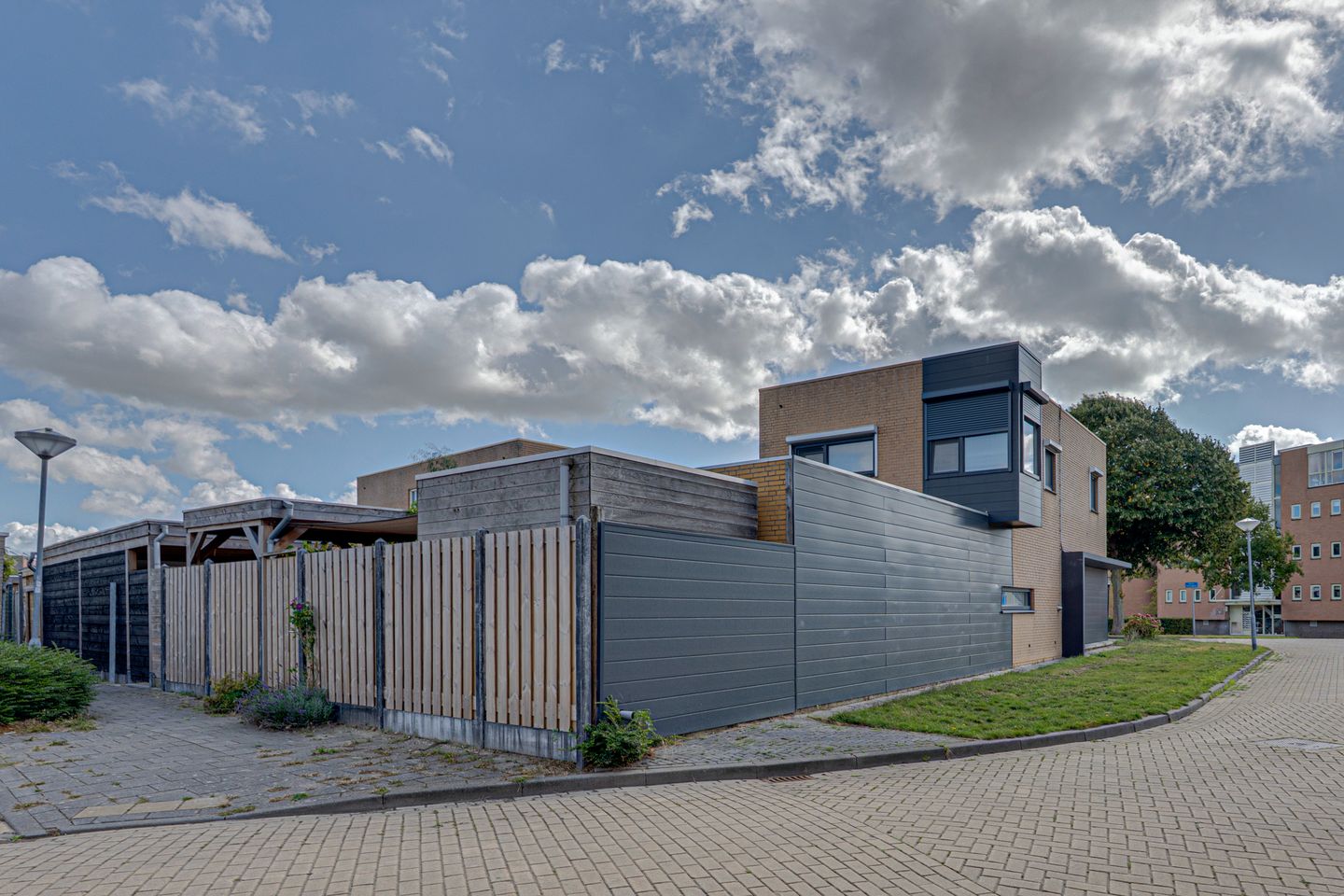 Foto 4 van Josine Reulinglaan 1