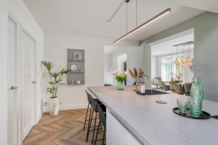 Foto 18 van Burgemeester van der Weidenlaan 60