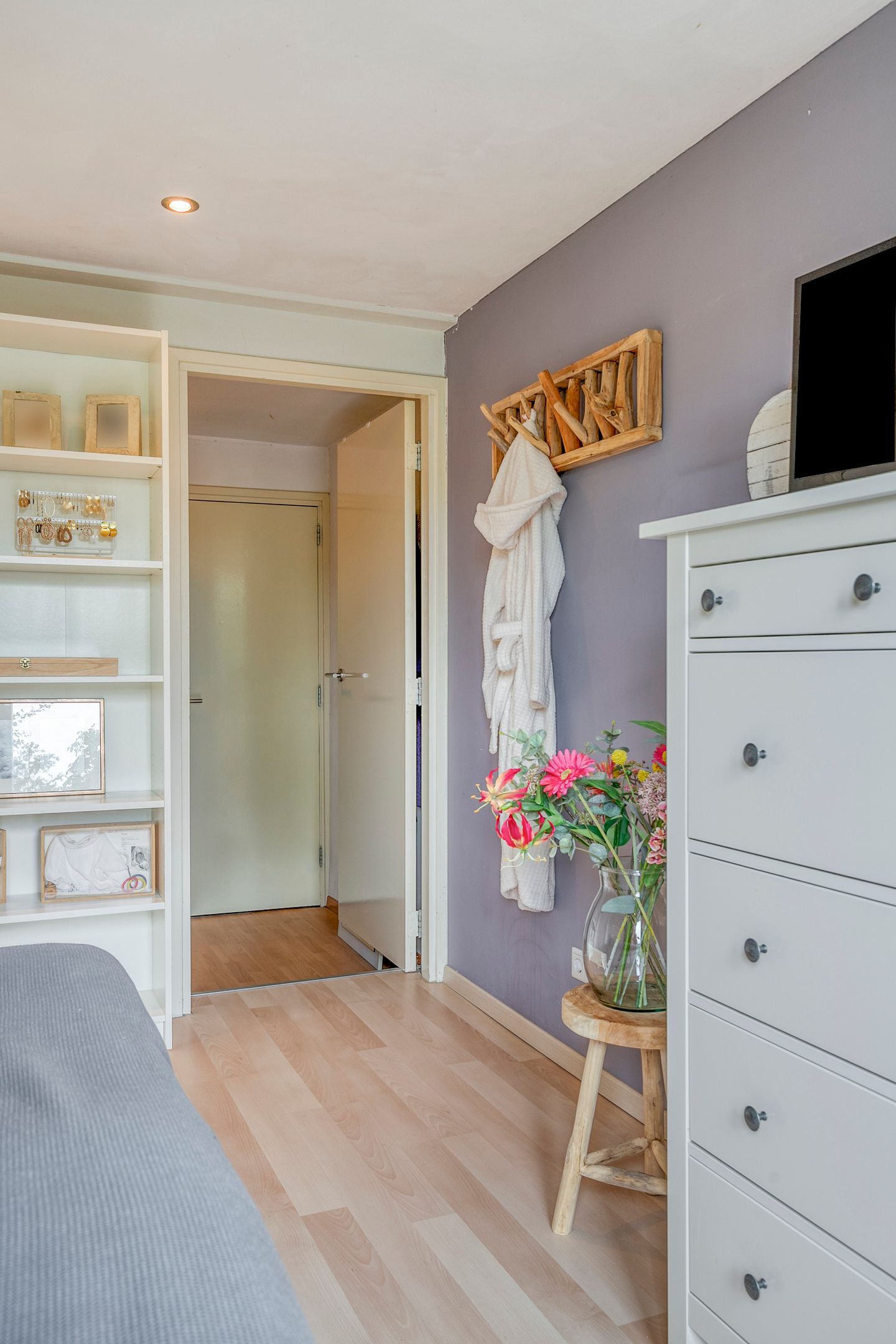 Foto 30 van Burgemeester van der Weidenlaan 60