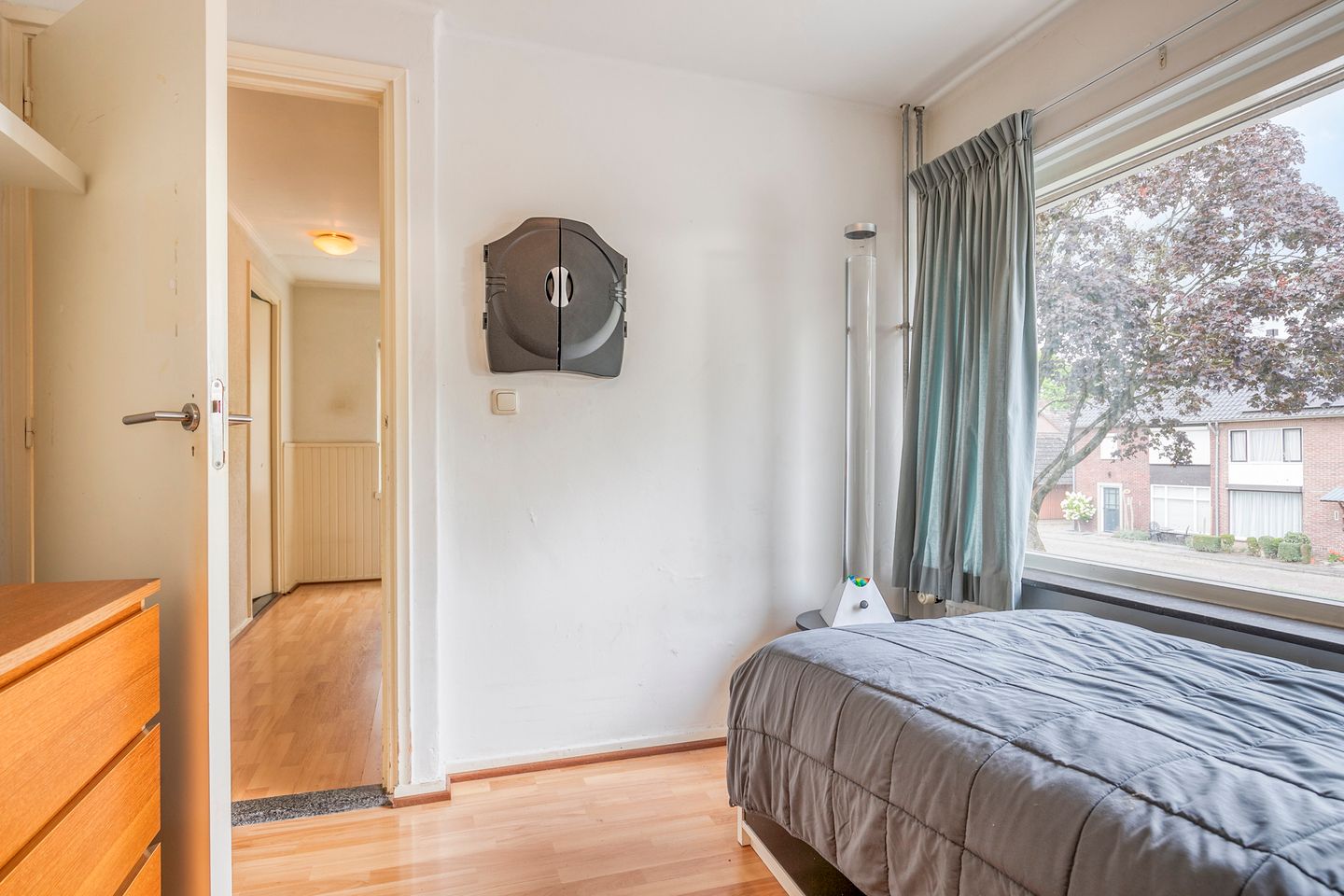 Foto 35 van Burgemeester van der Weidenlaan 60