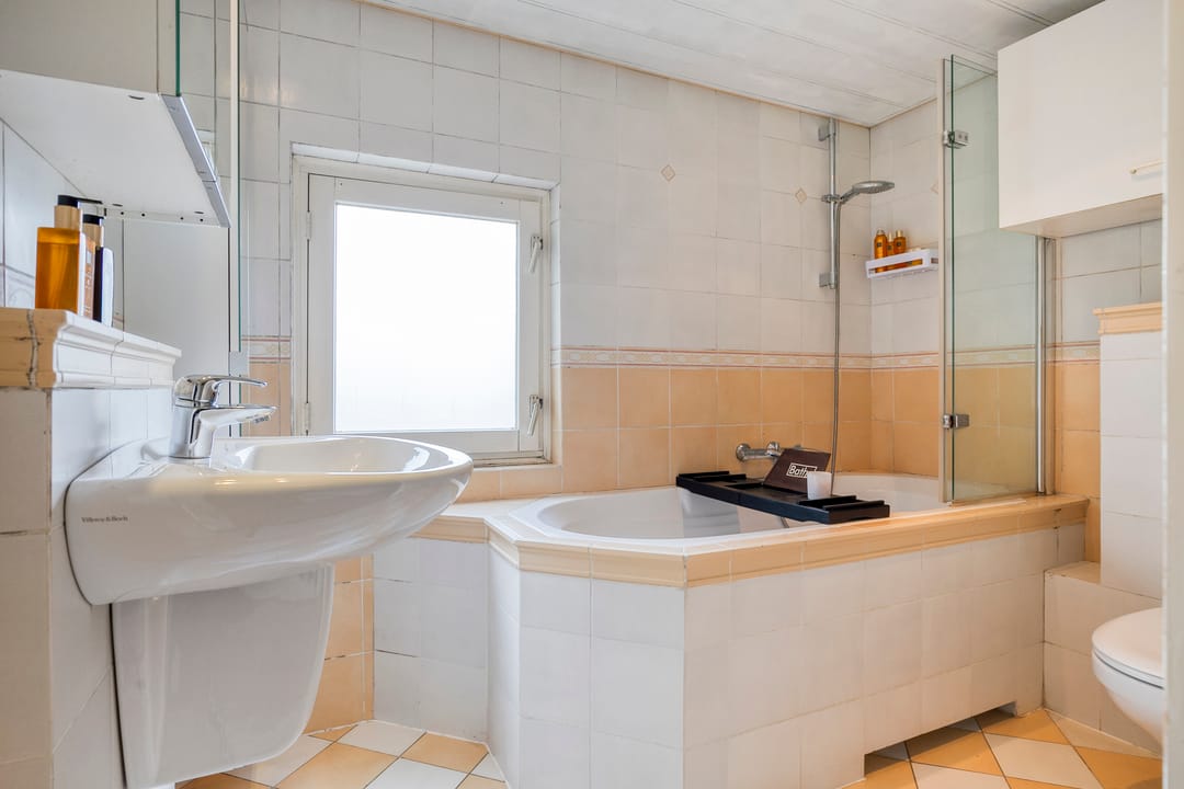 Foto 37 van Burgemeester van der Weidenlaan 60