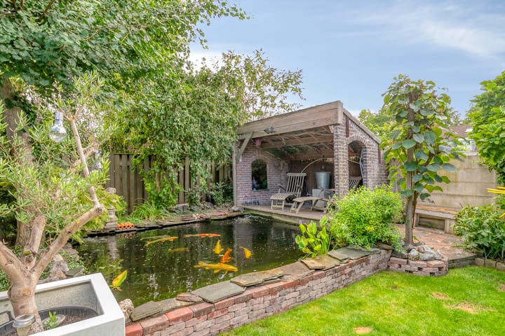 Foto 49 van Burgemeester van der Weidenlaan 60