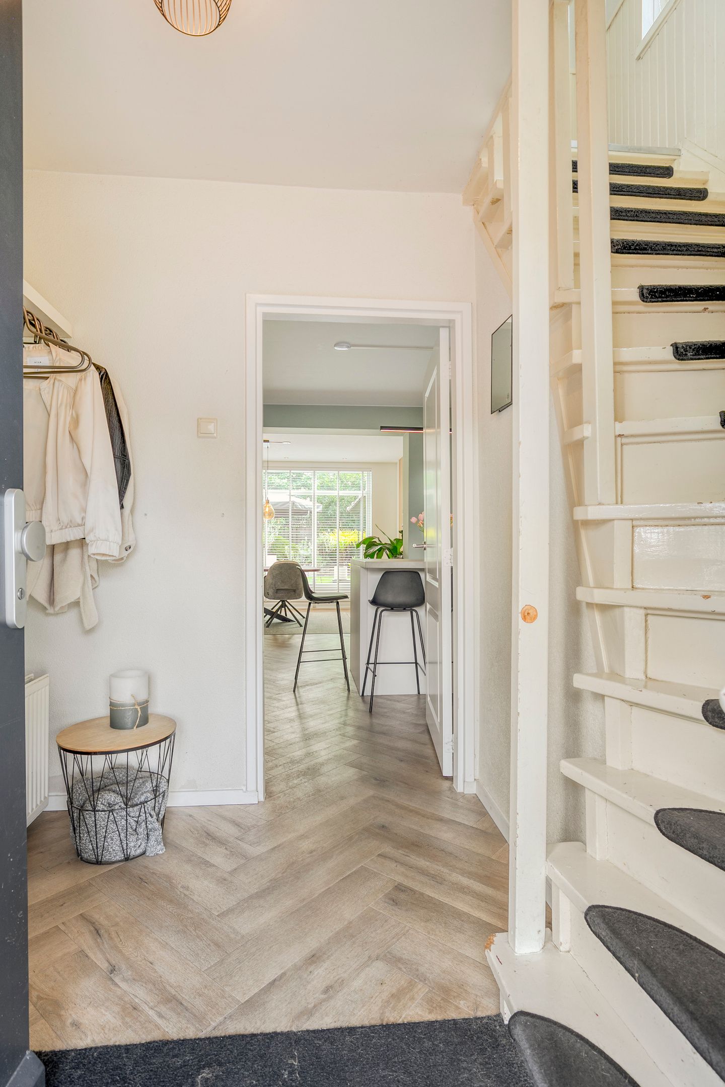 Foto 9 van Burgemeester van der Weidenlaan 60