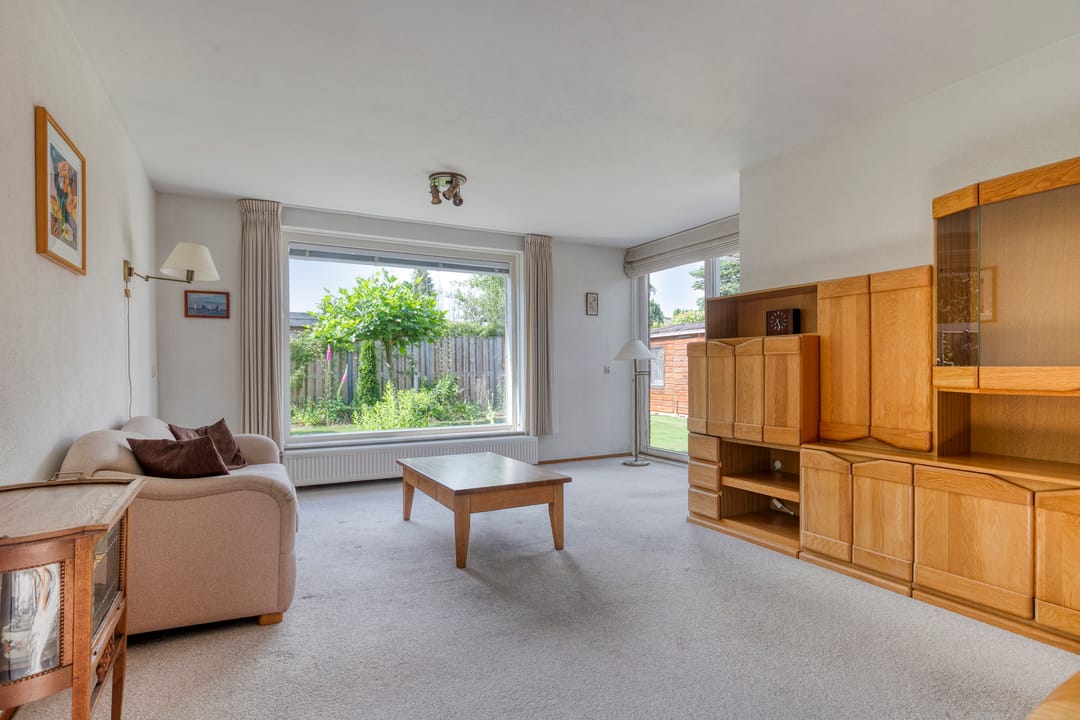 Photo 2 of Goedroenstraat 15