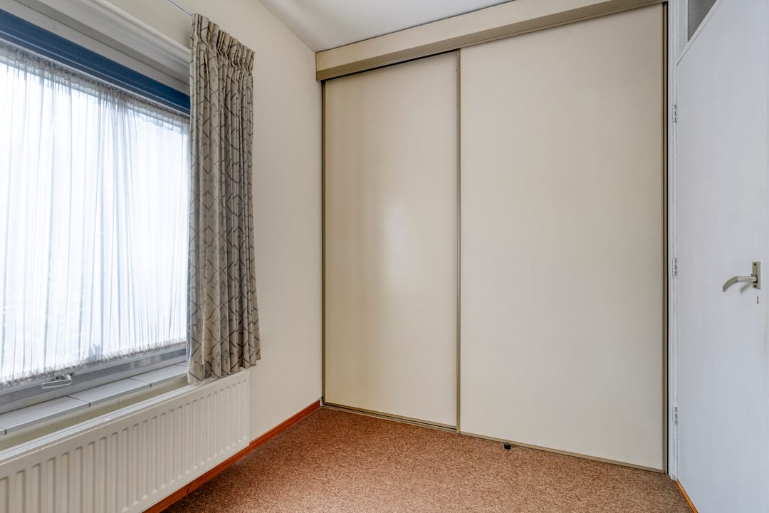 Photo 23 of Goedroenstraat 15