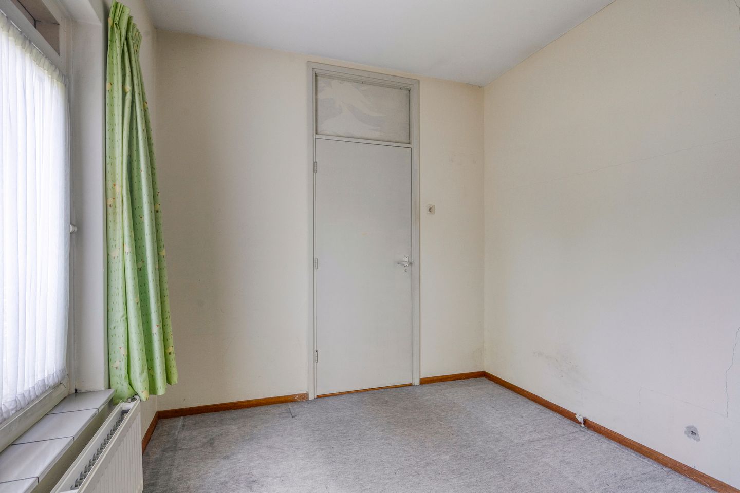 Photo 25 of Goedroenstraat 15