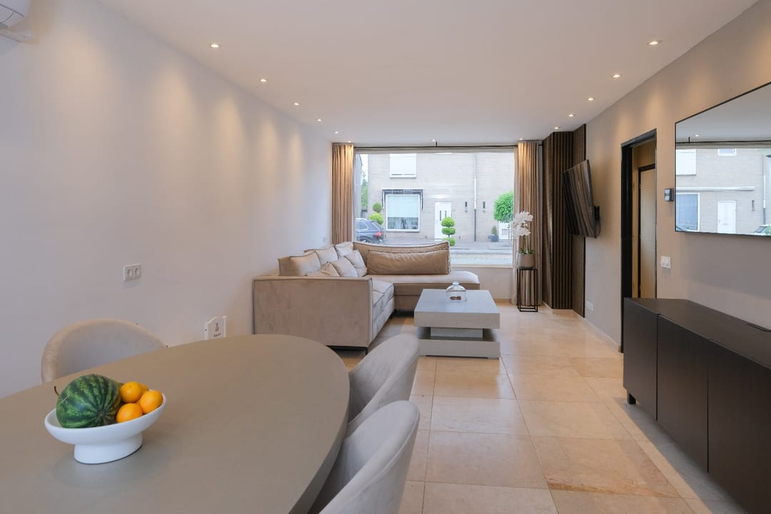 Photo 8 of James Rossstraat 19