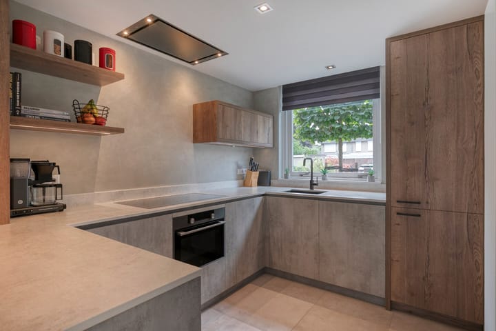 Photo 4 of Weegbree 26