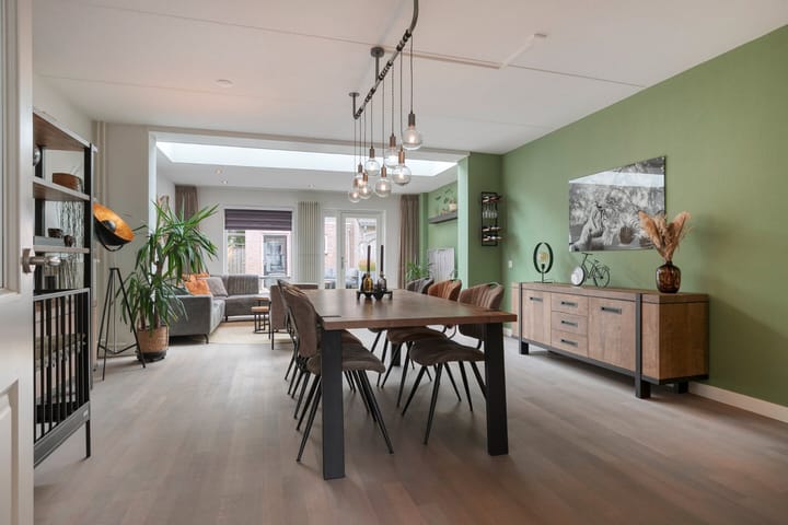 Foto 10 van Weegbree 26