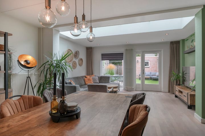 Foto 11 van Weegbree 26