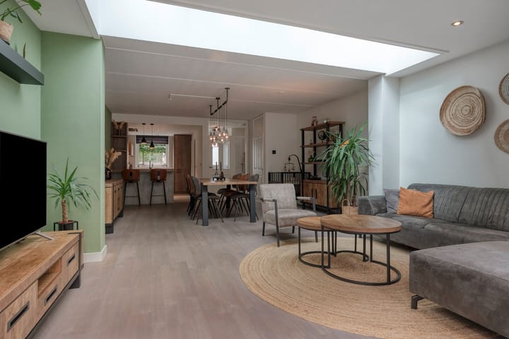 Foto 13 van Weegbree 26