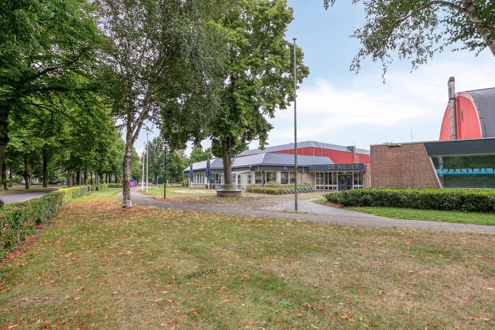 Foto 40 van Weegbree 26