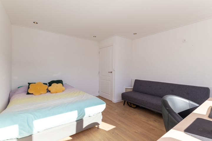 Foto 20 van Lijsterbesweg 14