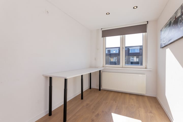 Foto 21 van Lijsterbesweg 14