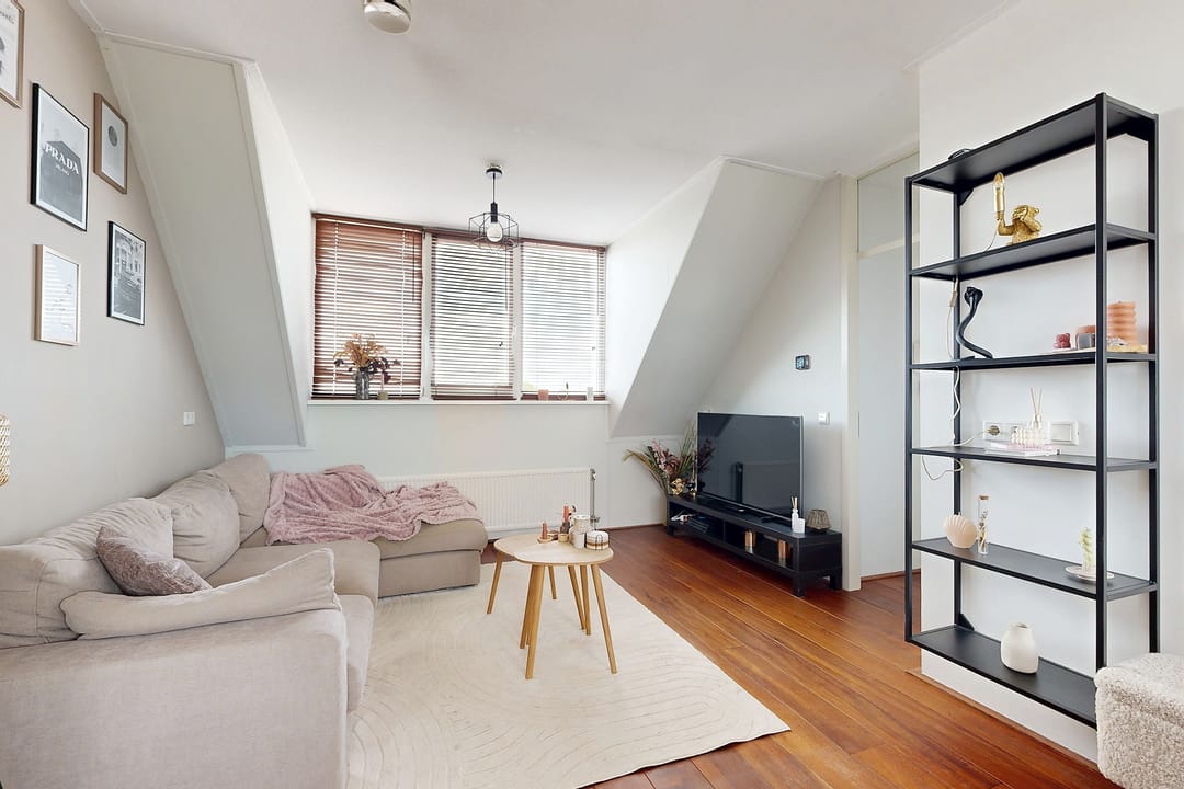 Foto 2 van Kweeklust 19