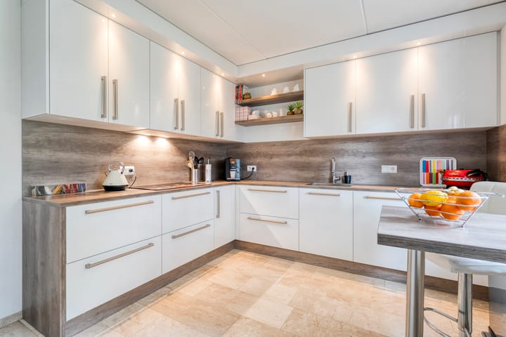 Photo 11 of Liguster 22