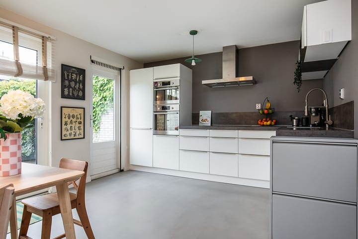 Foto 13 van Reina Prinsen Geerligsdreef 79