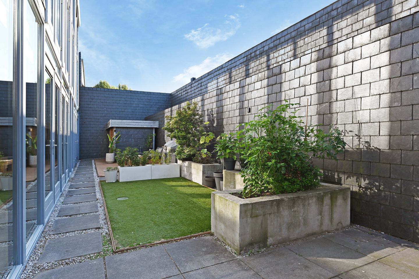 Photo 19 of Van Dijkwater 29