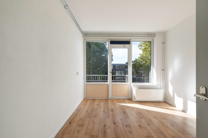 Foto 5 van Vaarnerkamp 84