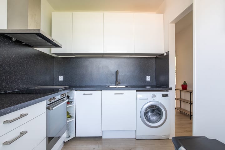 Photo 18 of Volendamlaan 873