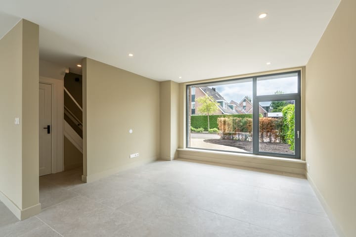 Photo 9 of Zingerskamp 23