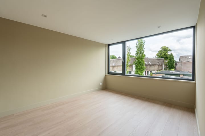 Photo 36 of Zingerskamp 23