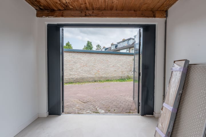 Photo 47 of Zingerskamp 23