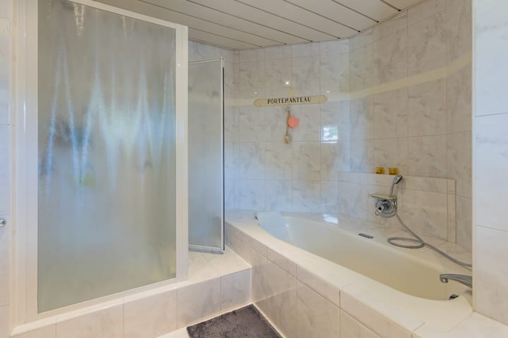 Foto 29 van Westerhuizingerweg 16