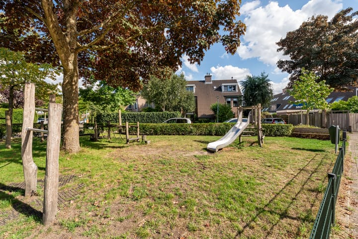 Photo 2 of Johanna Westerdijklaan 17