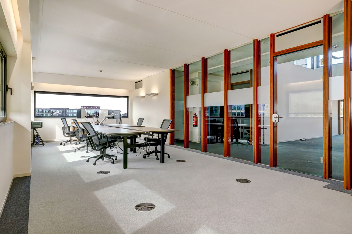 View photo 1 of New Yorkstraat 10