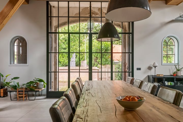 Foto 3 van Dorpsplein 8