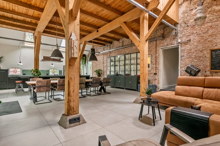 Photo 11 of Dorpsplein 8