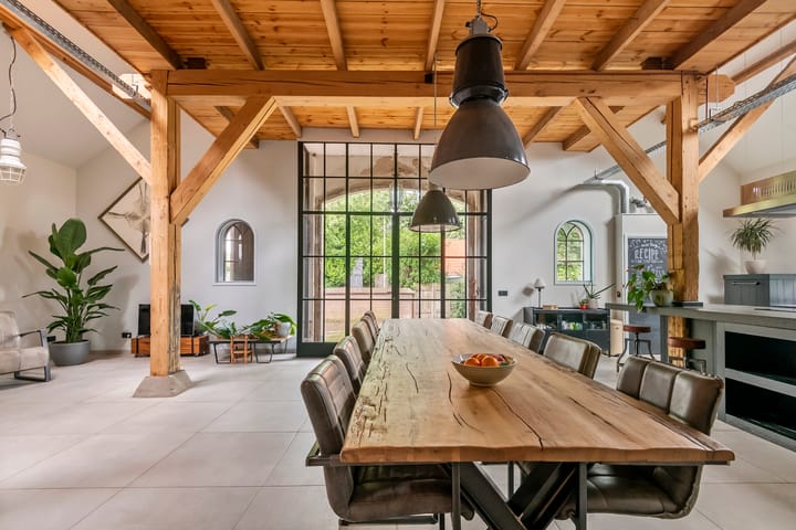 Photo 12 of Dorpsplein 8