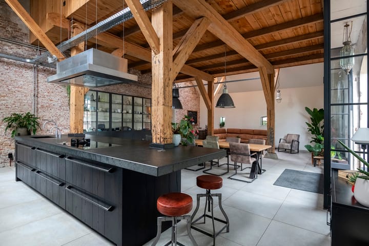 Photo 15 of Dorpsplein 8