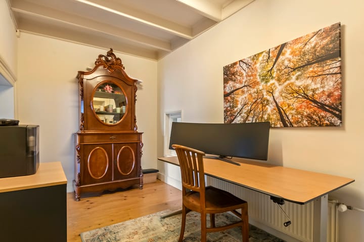 Photo 37 of Dorpsplein 8