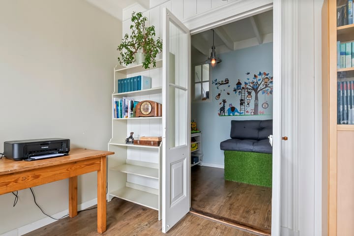 Photo 40 of Dorpsplein 8