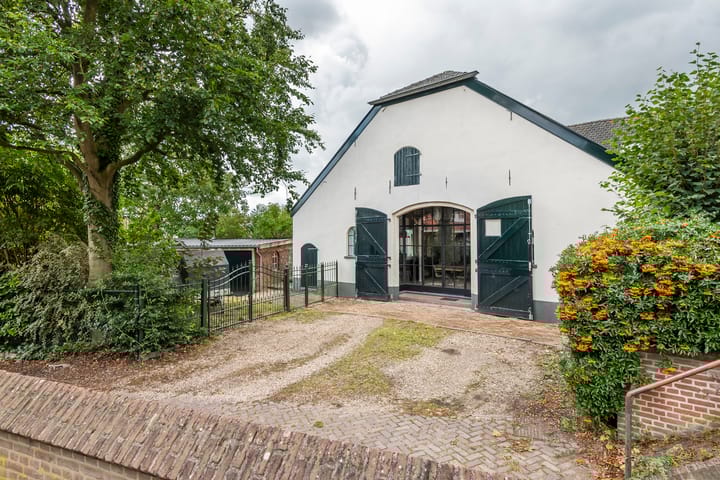 Photo 89 of Dorpsplein 8