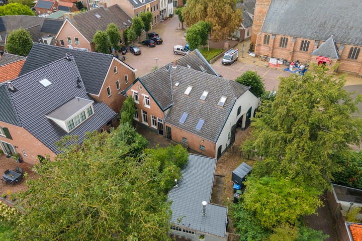 Photo 102 of Dorpsplein 8