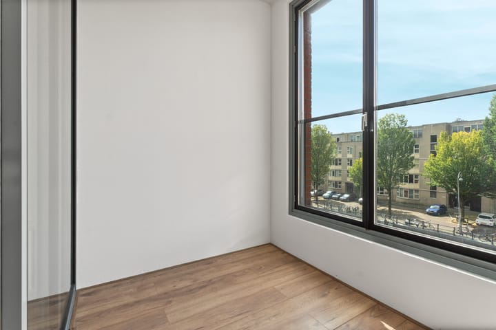 Foto 13 van Jacob Burggraafstraat 166