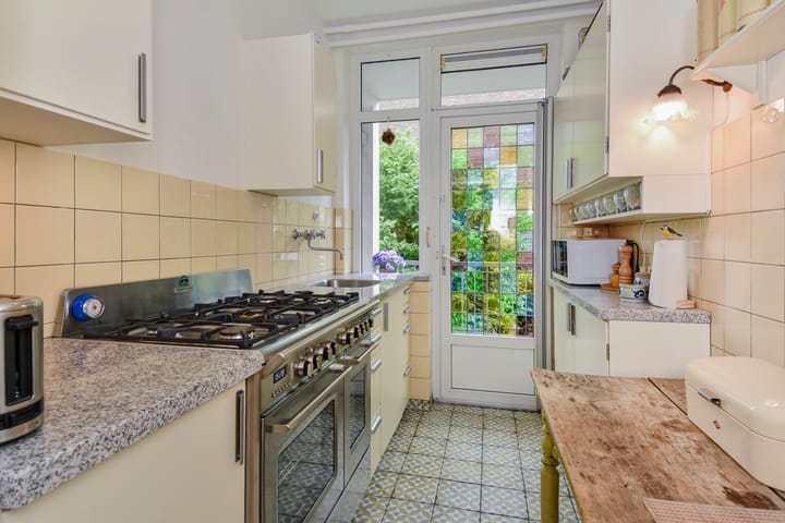 Photo 20 of Larixstraat 50