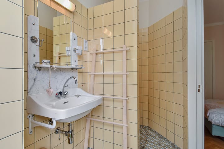 Photo 27 of Larixstraat 50