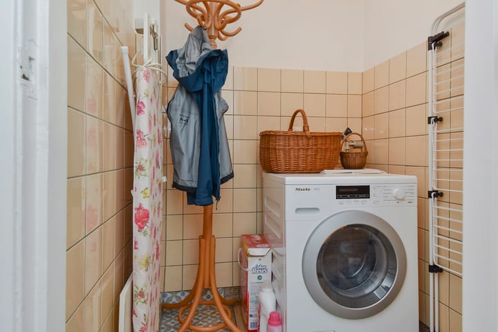 Photo 33 of Larixstraat 50